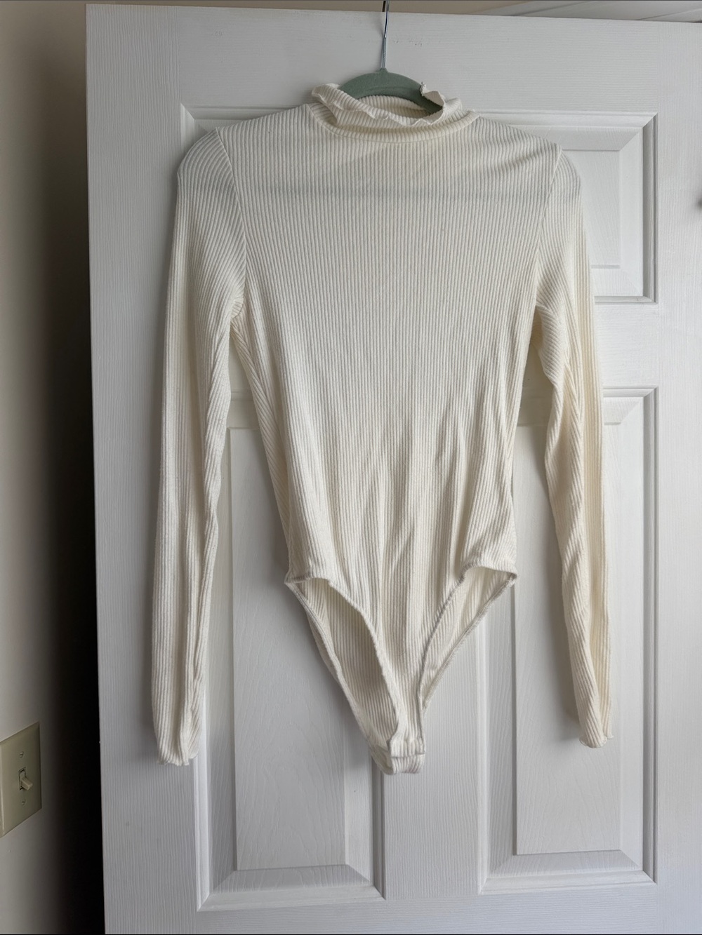 Free People Mock on the Spot Bodysuit. Size L. Ivory.